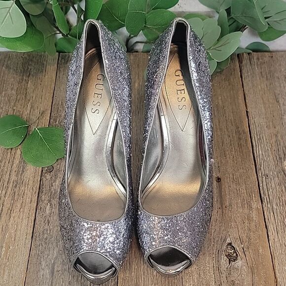 Guess Patches silver glitter platform pump Women's Size 8M - Picture 3 of 12